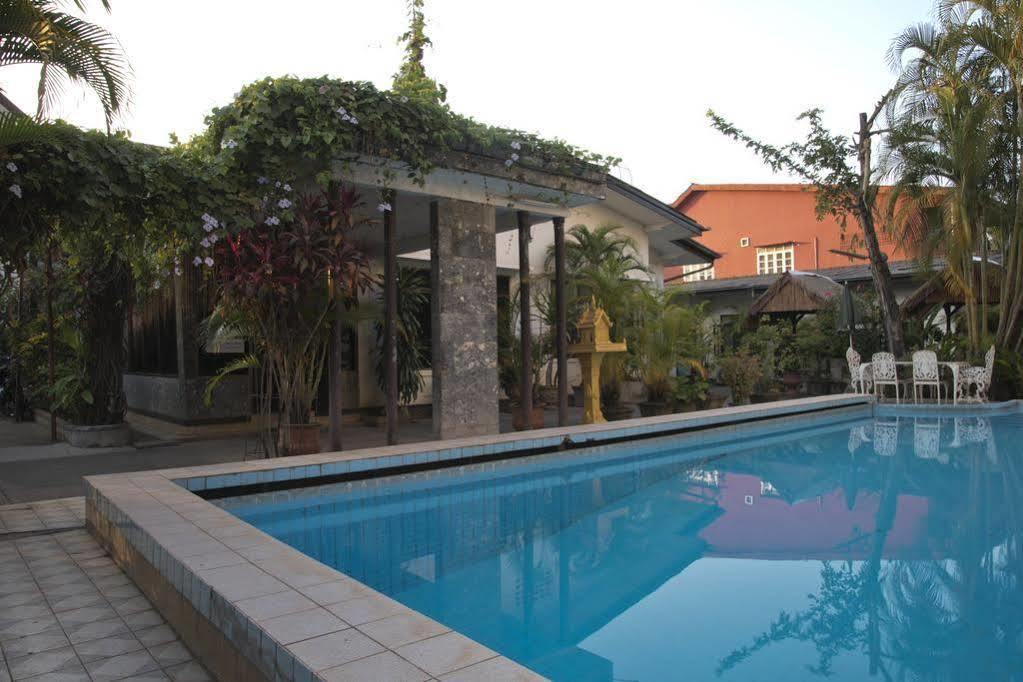Villa Sisavad Guesthouse Vientiane Exterior photo